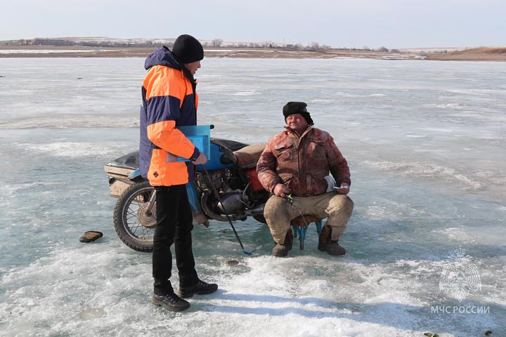 Лед в Хакасии слабеет 